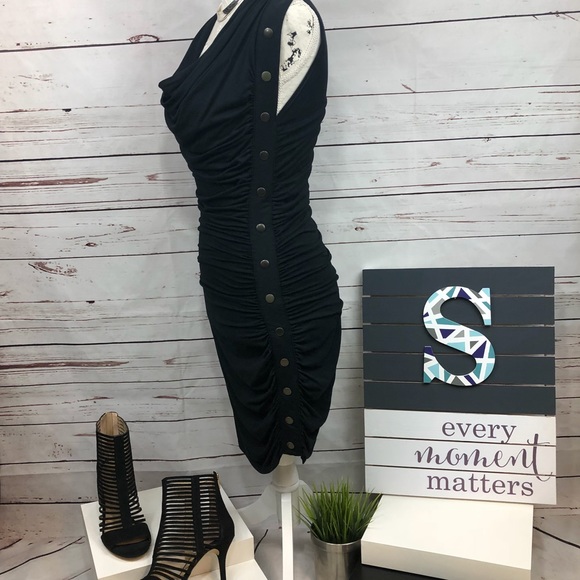 Moda International by VS - Snap accent dress - Picture 2 of 7